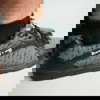 Elite Mens Pinnacle Black/Grey ALT Image