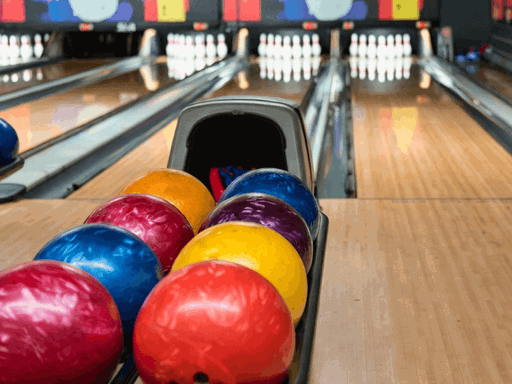 Bowling Tips for Beginners: Gear Guide, Fundamentals, and Improving Your Score